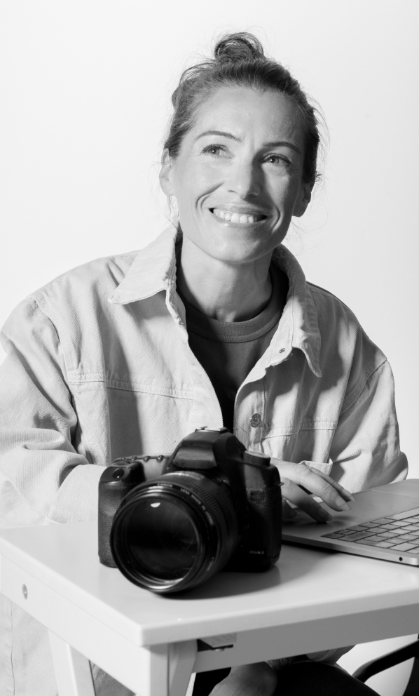 Fotógrafo en blanco y negro Photo Hero Woman