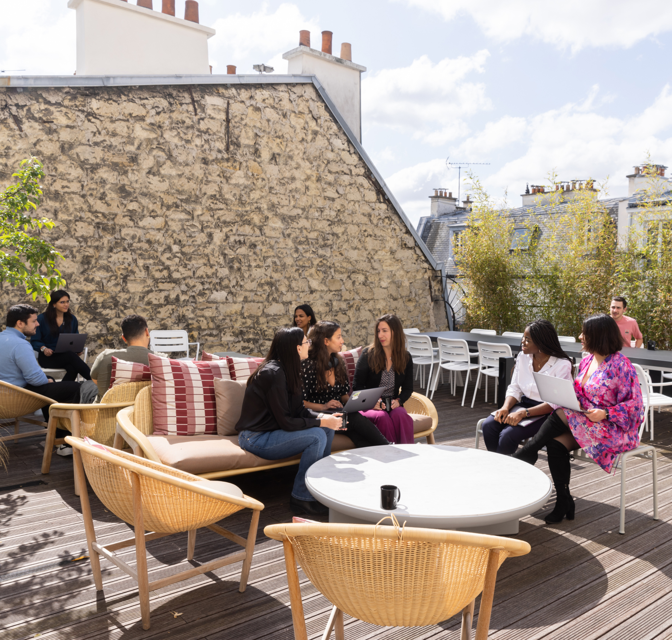 WEB Photo Hero TopicHighlight Bento Office Paris France