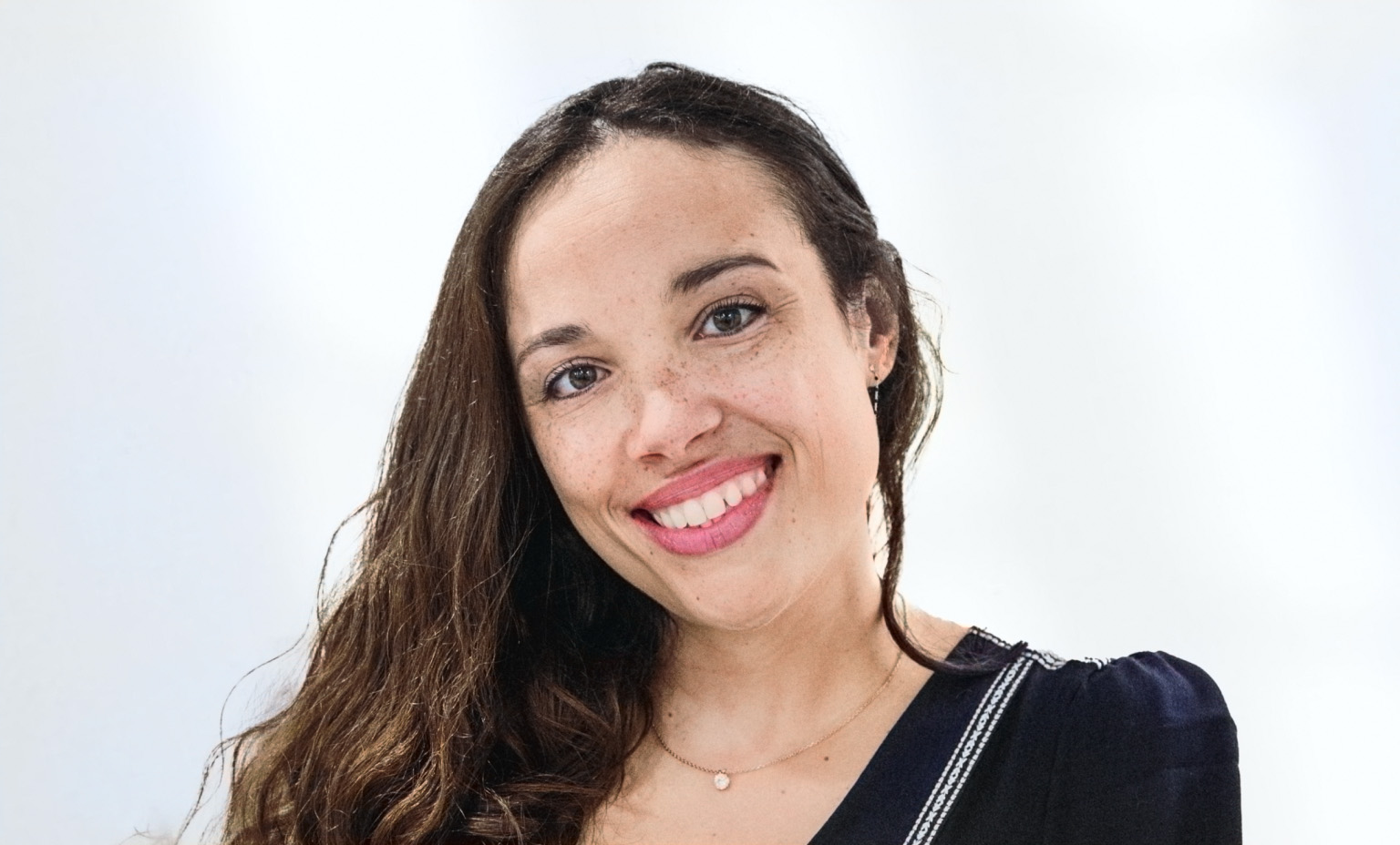 Cartes photo WEB Bento Headline Laura Pallier Regate par Qonto