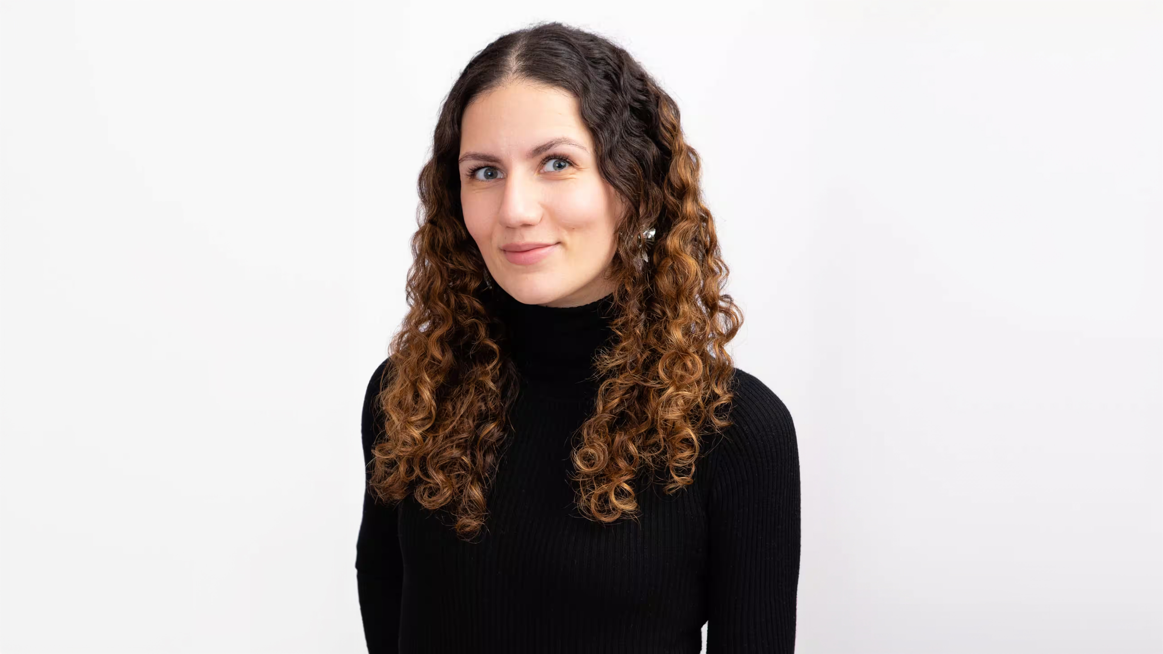 WEB Photo Testimonial Melanie Alves Lima Qonto