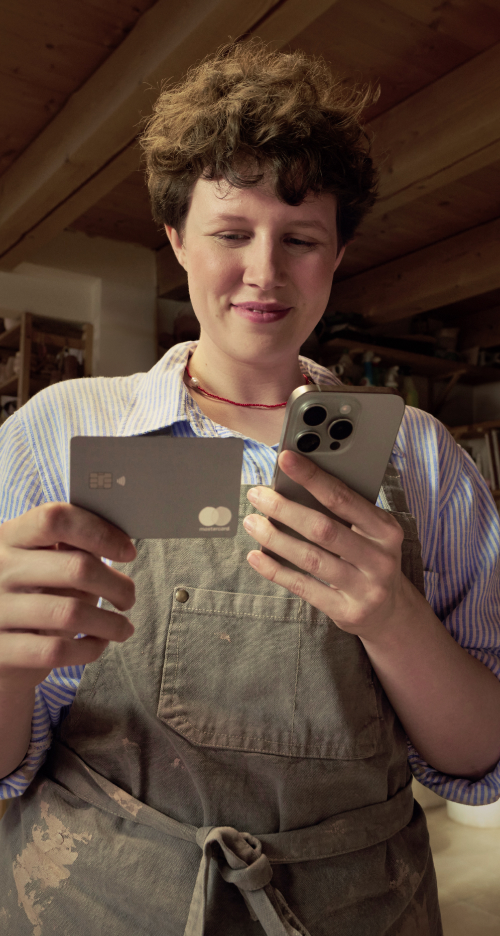 WEB Photo Hero TopicHighlight Bento Markenkampagne Solo Woman Double.jpg