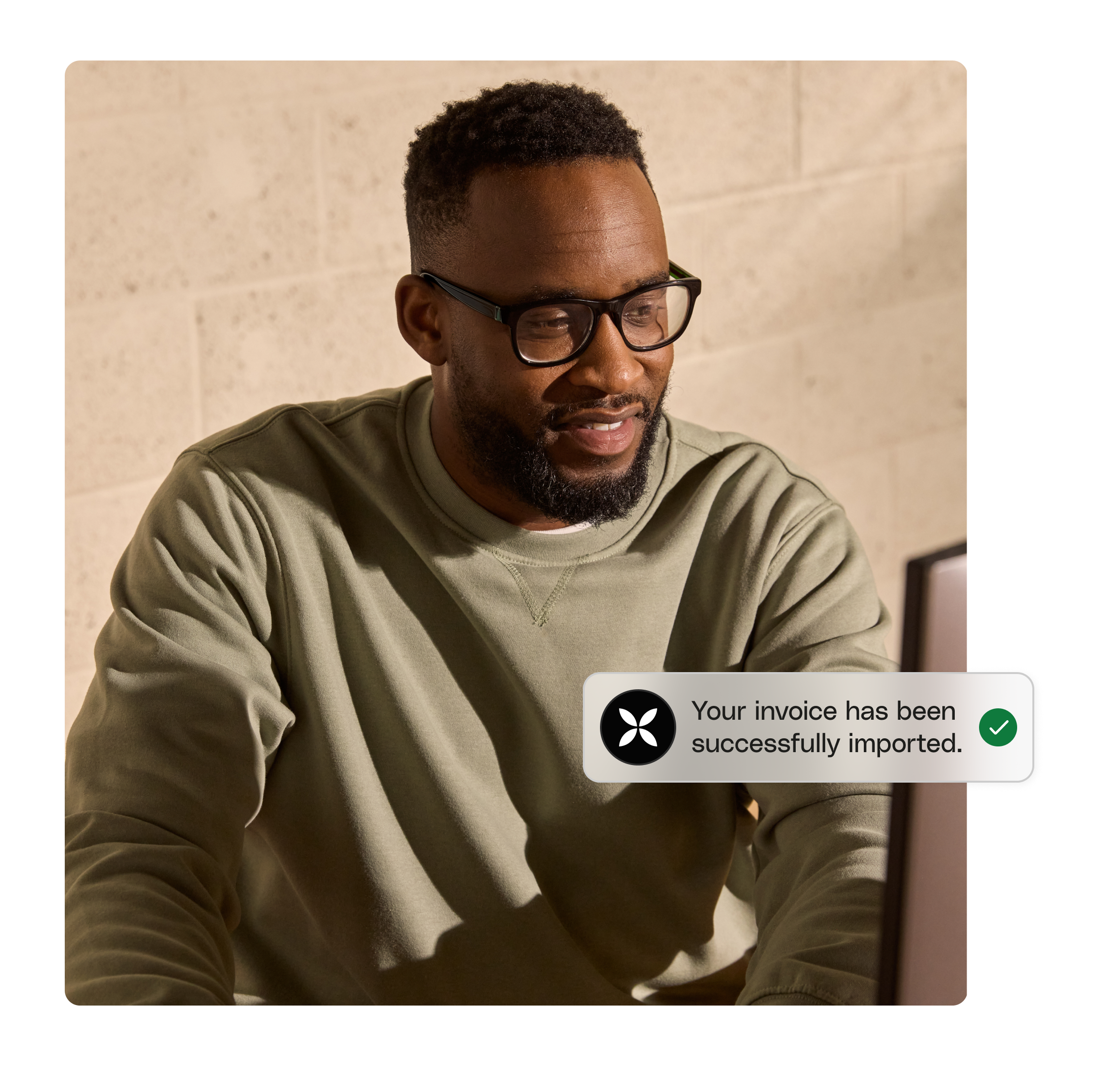 WEB UIPhoto Hero TopicHighlight Bento upload invoice