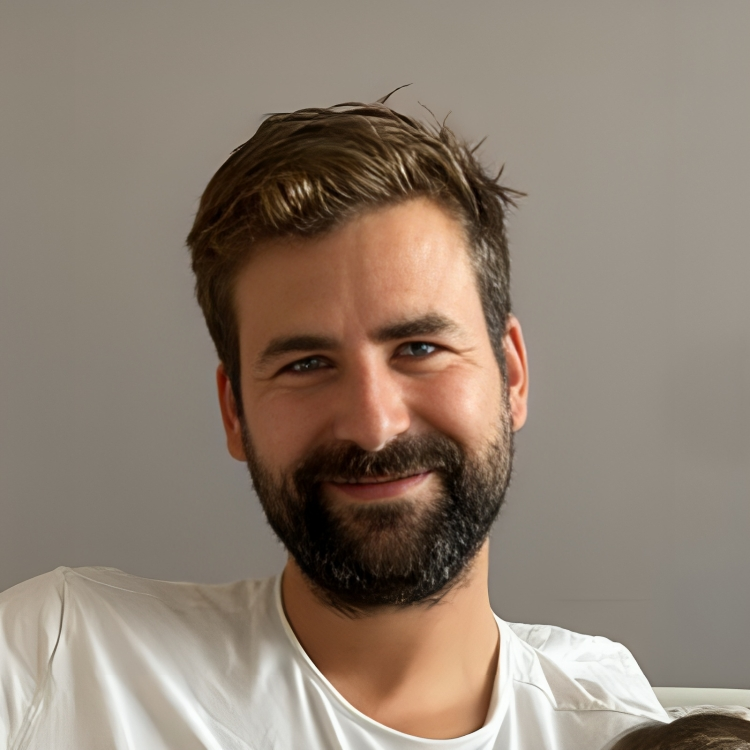 WEB Photo Testimonial Sebastien AI Agent