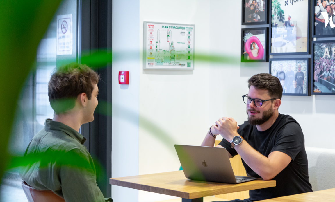 Tarjetas fotográficas WEB Bento Headline Qontoers Data Team