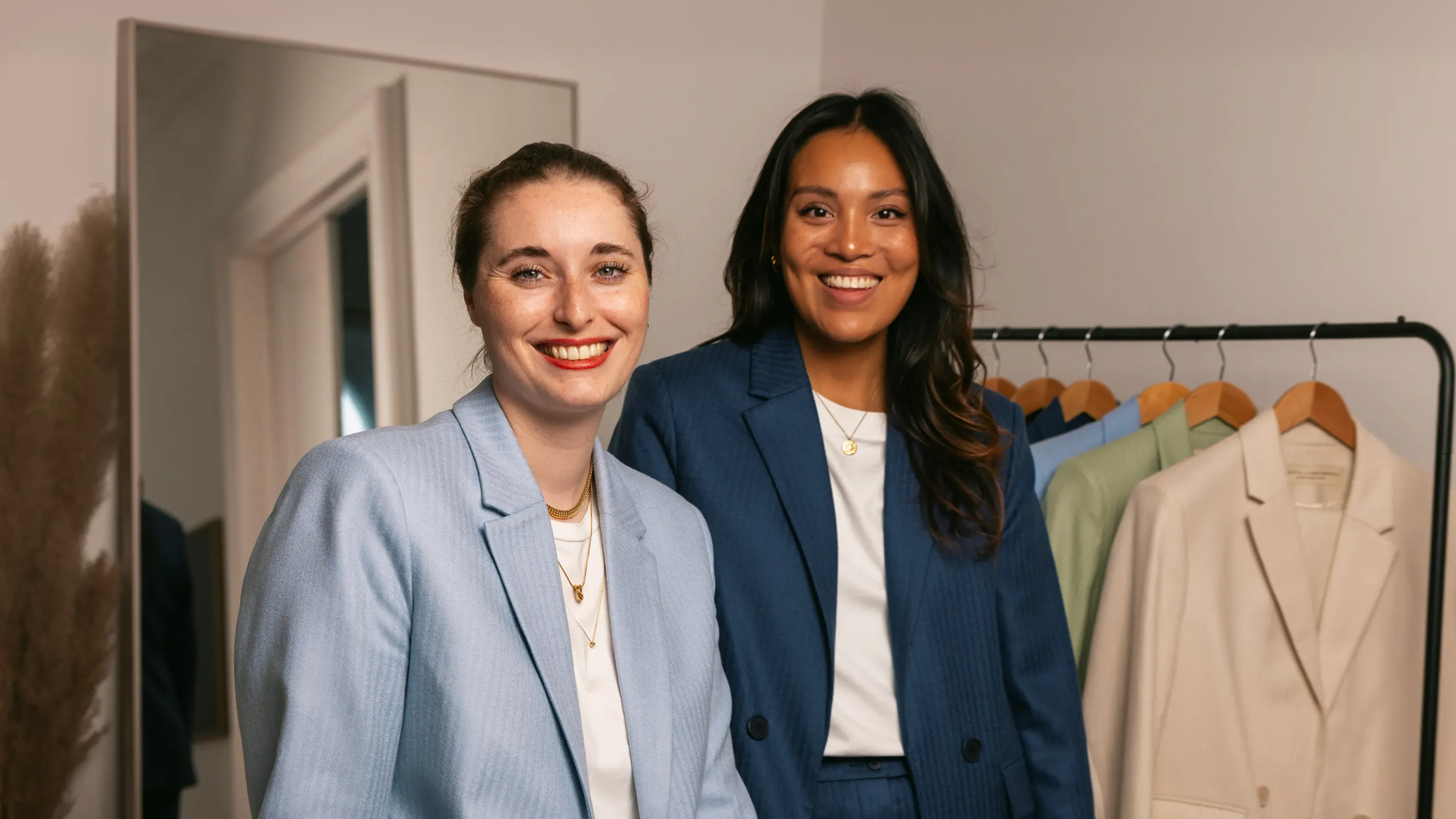 WEB-Foto-Testimonial Charlotte Piller Nhu Ha Dao Lotta Ludwigson WbRvmp