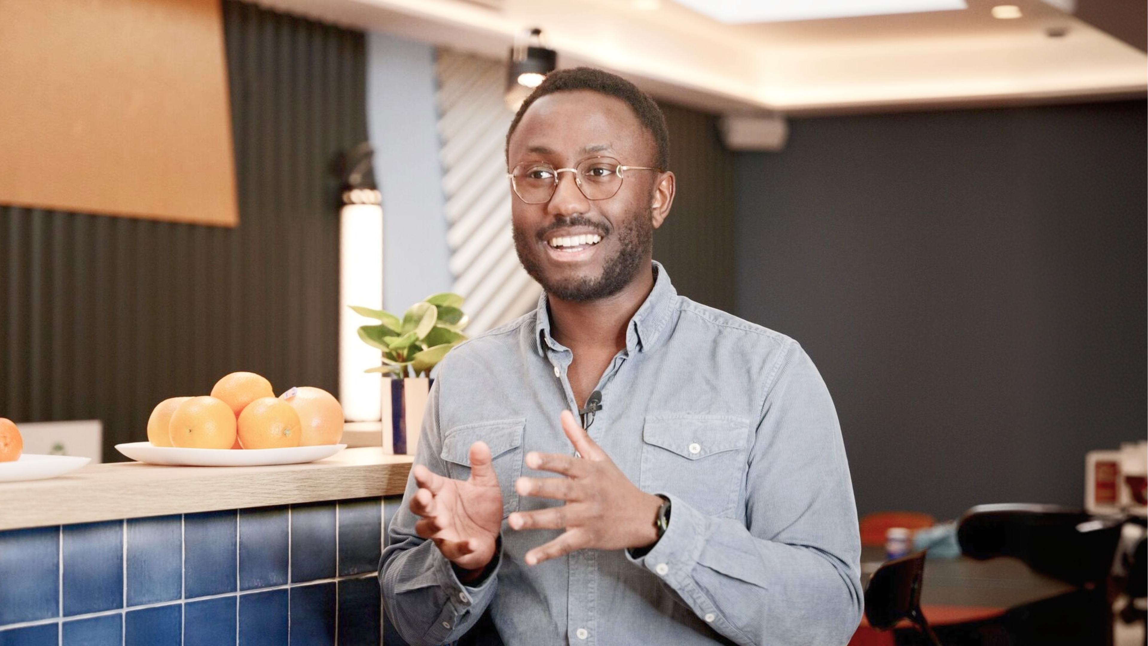 Témoignage photo WEB Hervé Gakpe SMASH Group WbRvmp