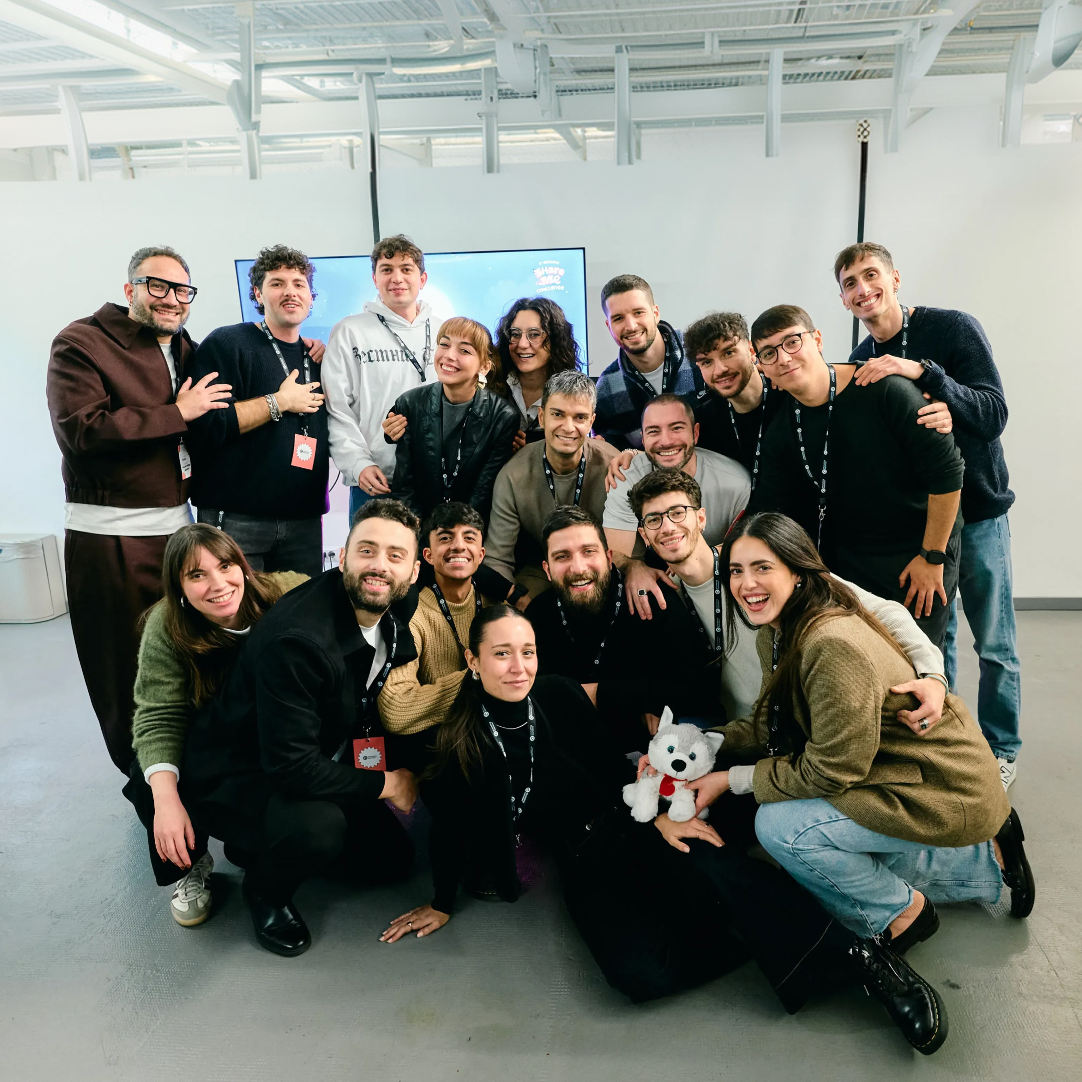 WEB IT Photo Hero TopicHighlight Bento Photo # Marketing Expresso Team
