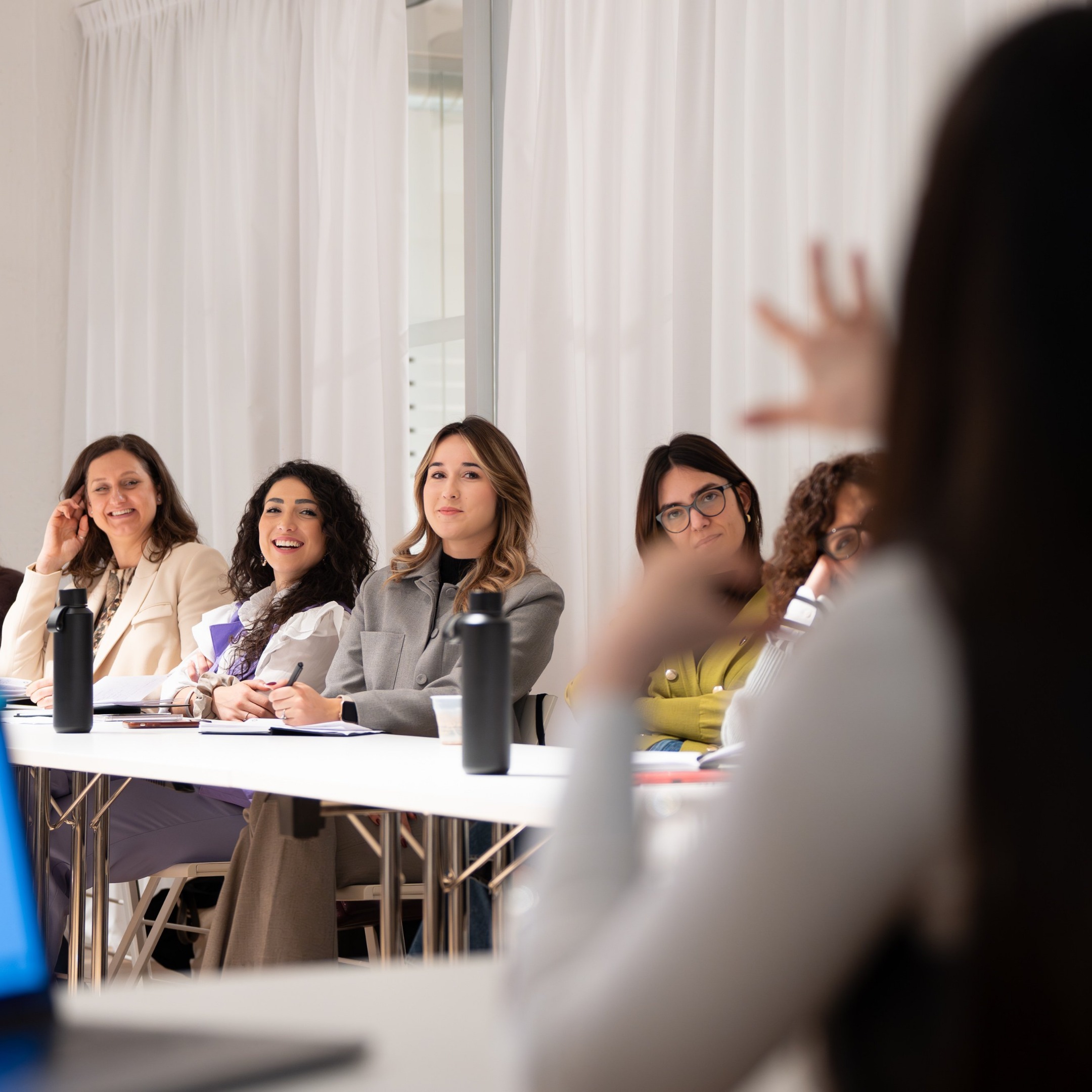 Formazione aziendale StrongHer Italia in diretta