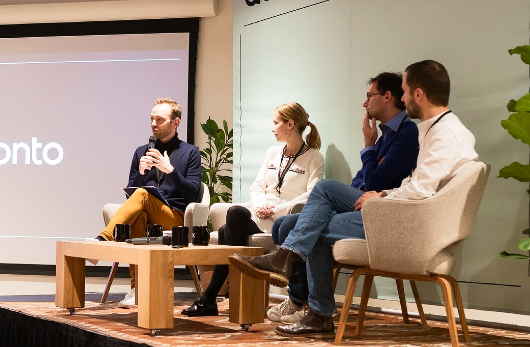 cartes photo grises table finpal ronde